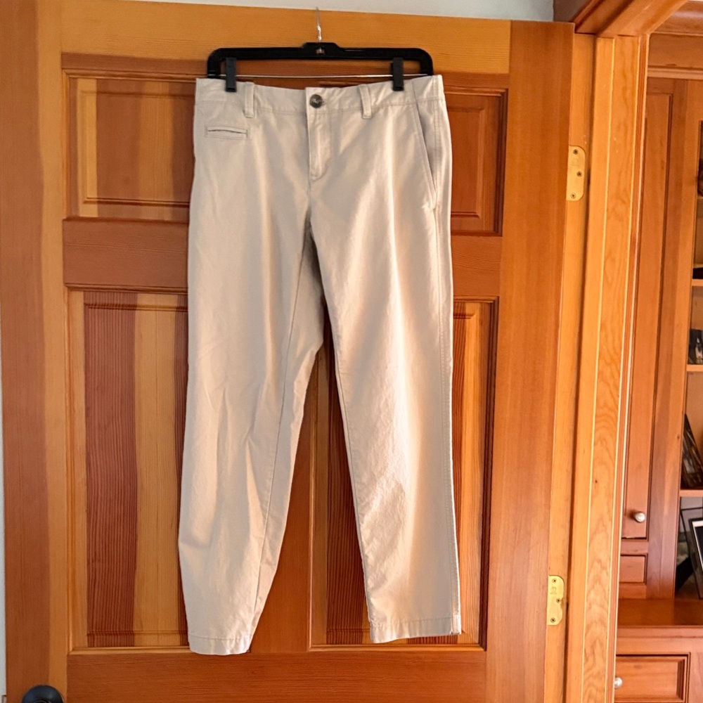 Banana Republic Women’s Light Beige Chinos